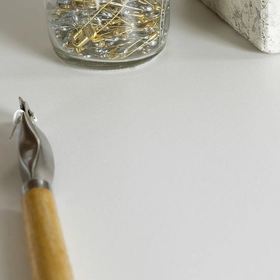 South Shore Artwork Sewing Craft Table & Storage 8 South Shore Artwork Sewing Craft Table & Storage - Image 6